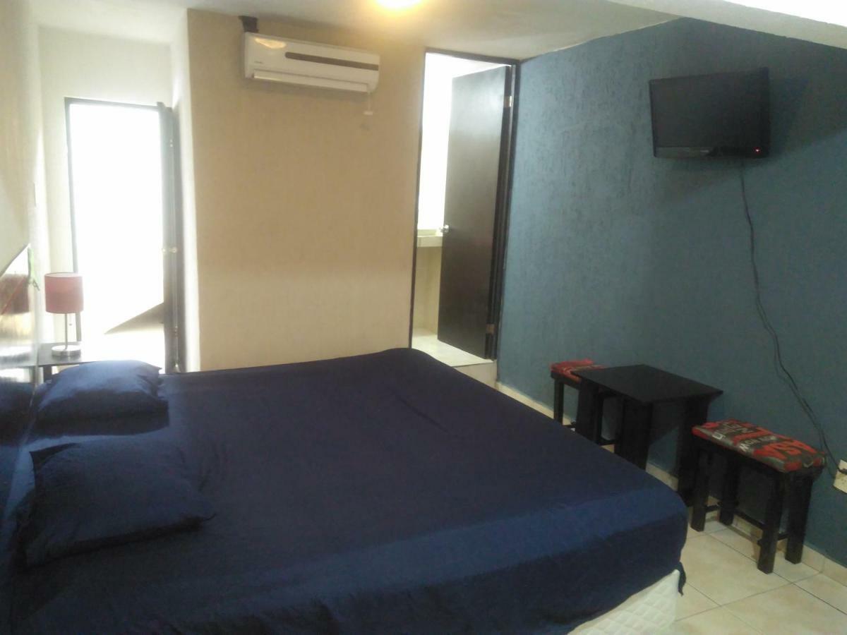 Hotel Vithez 坦皮科 外观 照片