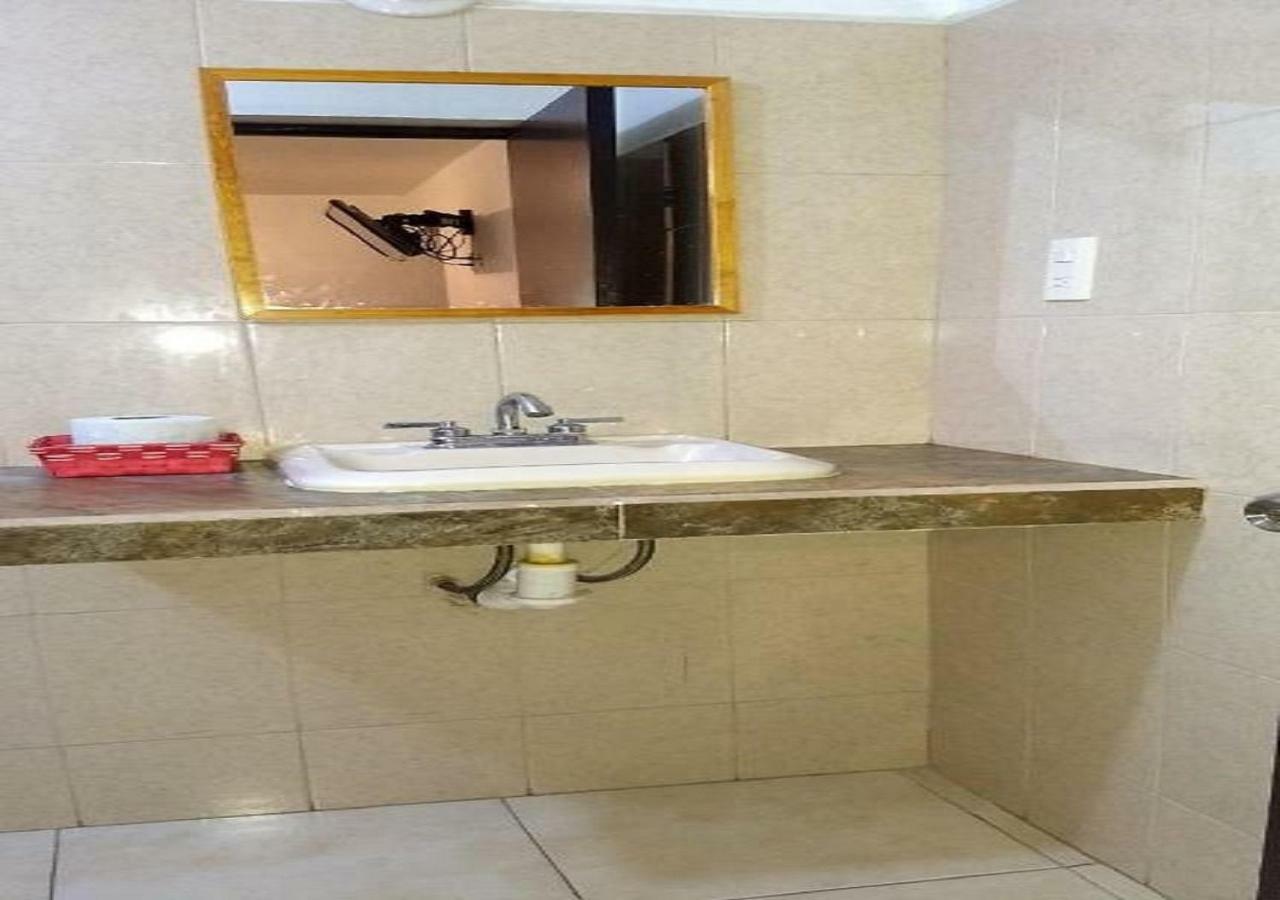 Hotel Vithez 坦皮科 外观 照片